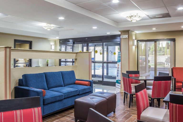 Public Area 2, Comfort Inn Greensboro, Guilford
