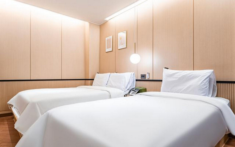 Bedroom 3, Brown Dot Gwangju Yongbong Branch, Buk