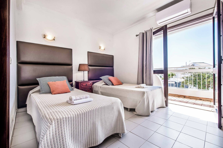 Others 2, Villa Canto, Albufeira