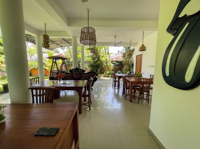Food & Drinks 5, Randi Guest House, Weligama