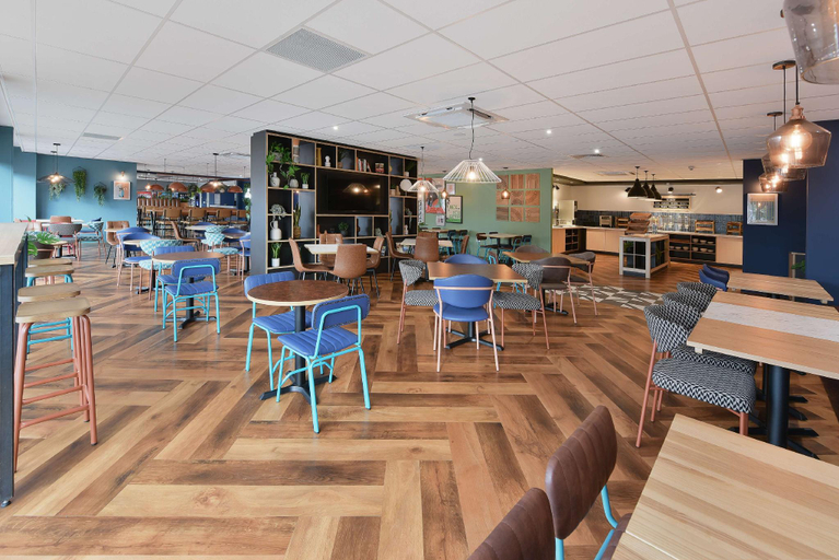 Food & Drinks 5, Travelodge Birmingham Airport, Birmingham