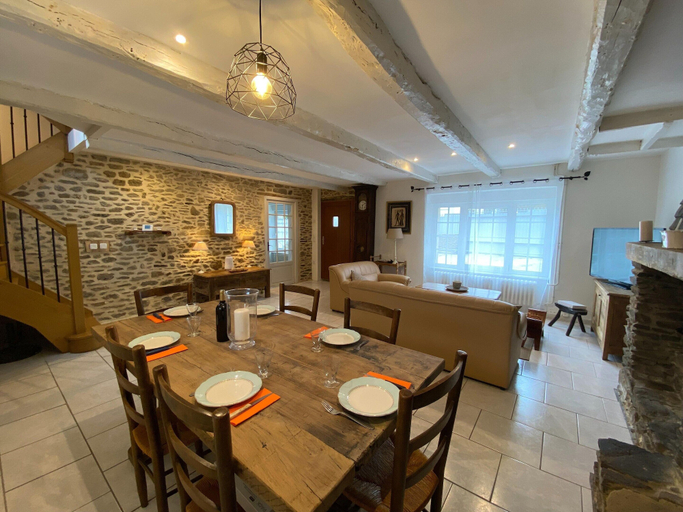 Dining 2, Stone House in Brittany Near Rance River, Ille-et-Vilaine