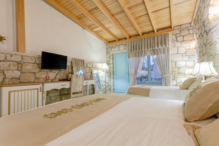 Bedroom 2, Villa Fora Hotel, Çeşme