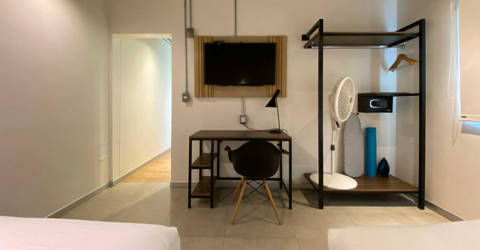 Bedroom 3, The Host Business Suites, Mexico City