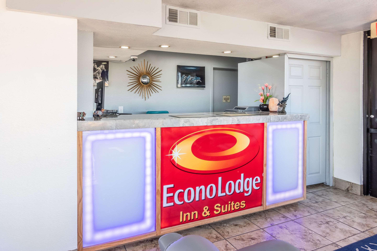 Public Area 2, Econo Lodge Inn & Suites Macon, Bibb