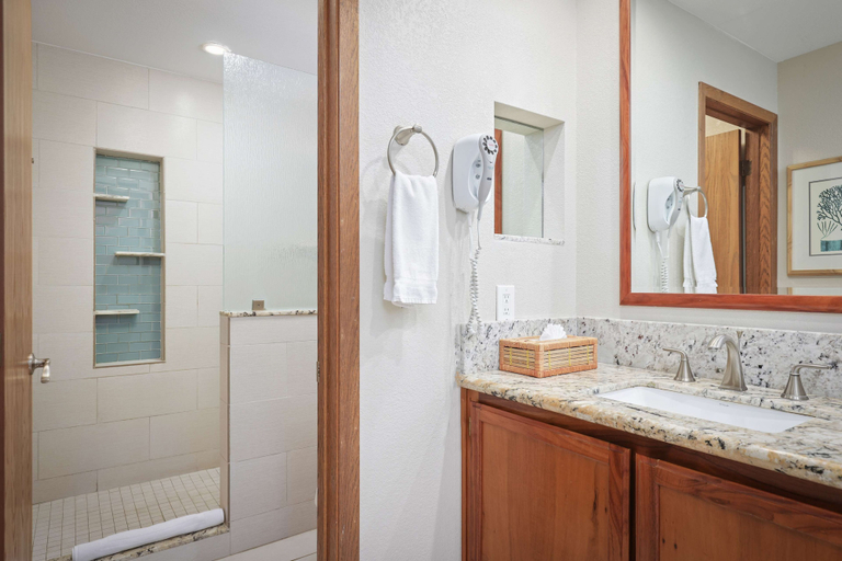 Bathroom 5, Aston Maui Hill, Maui