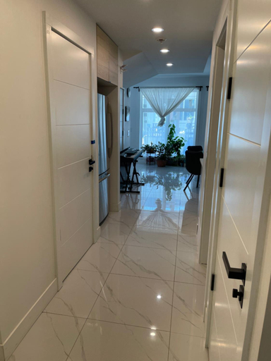 Others 3, New Luxury Walkout Suite Near University-BY ROOM, Division No. 6
