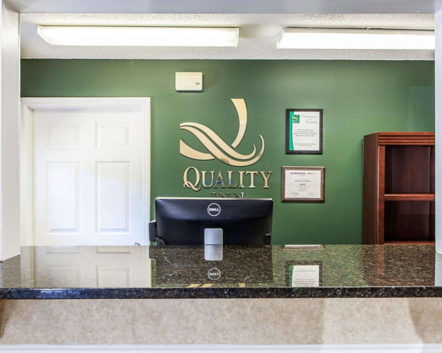 Bathroom, Quality Inn Winchester / Decherd Area, Franklin