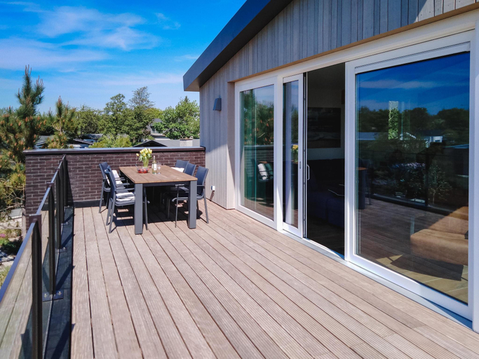 Others 5, Villa at Veerse Meer with Lake Views, Noord-Beveland