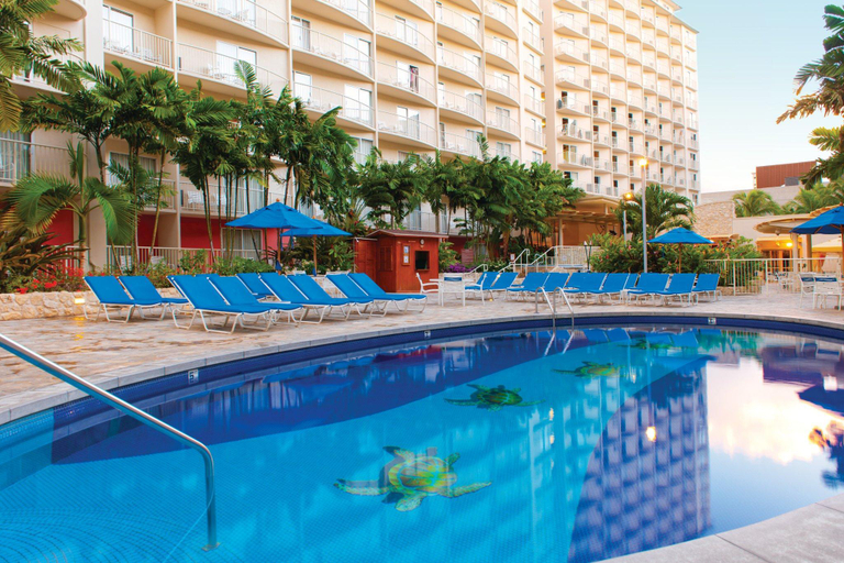 Sport & Beauty, Club Wyndham at Waikiki Beach Walk, Honolulu