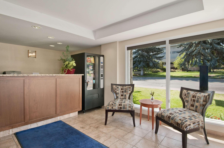 Public Area 2, Travelodge by Wyndham Kamloops, Thompson-Nicola