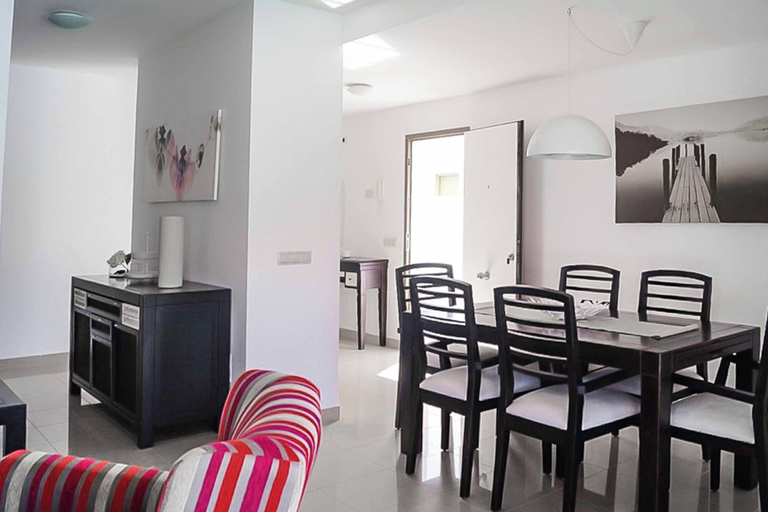 Others 5, Villa Opal, Baleares
