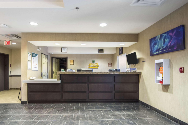 Public Area 2, Quality Inn & Suites Thompson, Division No. 22