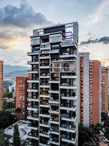 Exterior & Views 2, Morph by MOME Stays, Medellín