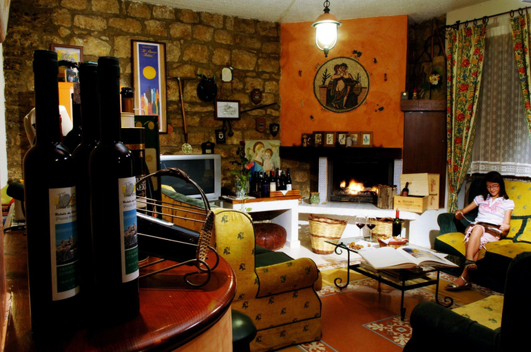 Food & Drinks 4, La Casa sulla Collina d'Oro, Enna