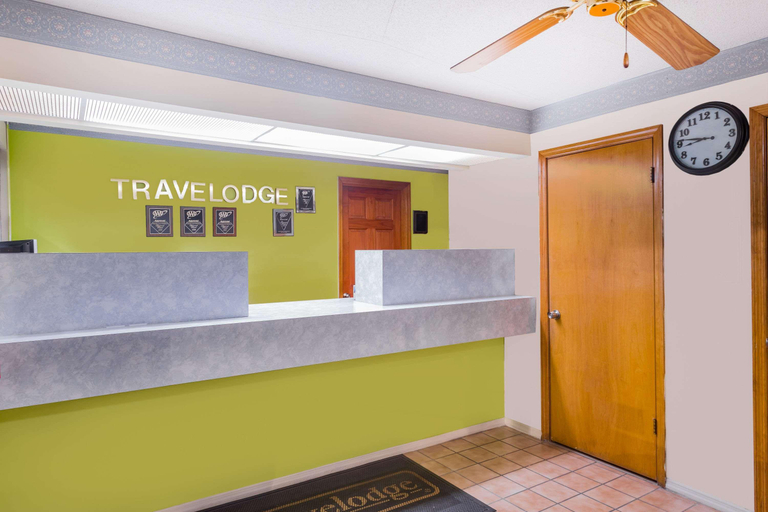 Public Area 2, Travelodge by Wyndham Cordele, Crisp