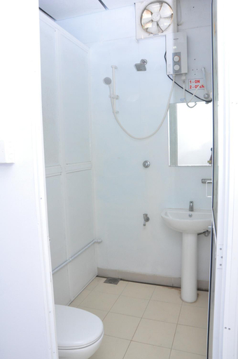 Bathroom 2, Sasiri Lanka Rooms & Apartment, Galle Four Gravets