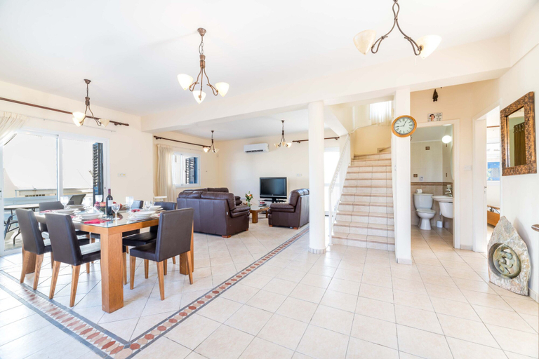 Room 5, Villa Malamar in Protaras