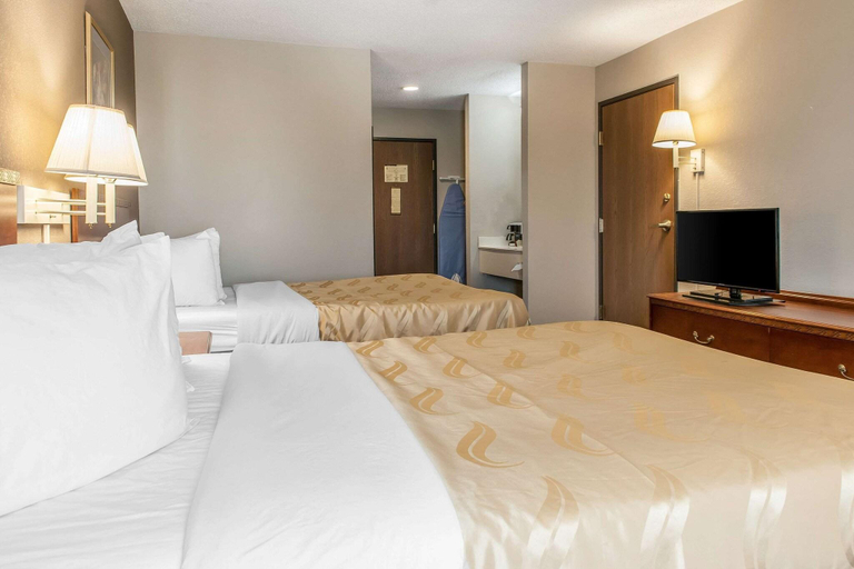 Bedroom 3, Quality Inn Lewisport, Hancock