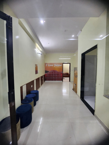 Others 5, Hotel US Group, Jaipur