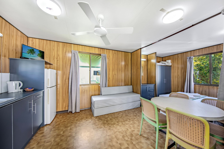 Bedroom 3, Hideaway Mission Beach Village, Johnstone