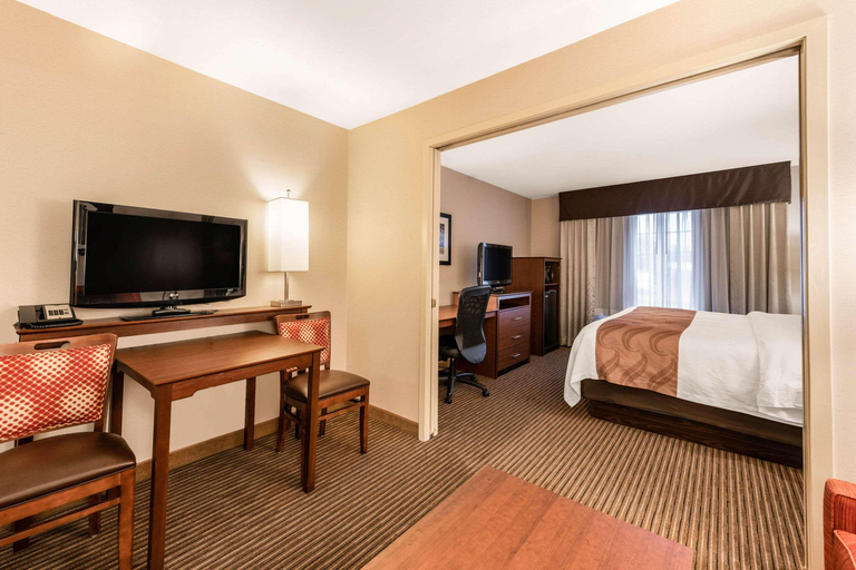 Bedroom 3, Quality Inn & Suites University Fort Collins, Larimer