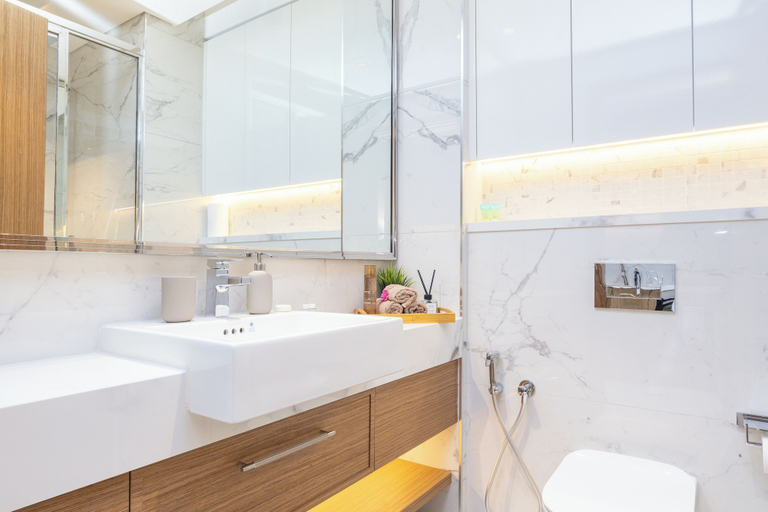 Bathroom, Bloomfields Deluxe Studio Azizi Riviera, Dubai