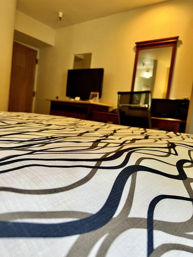 Bedroom 4, Rodeway Inn Boise Airport, Ada