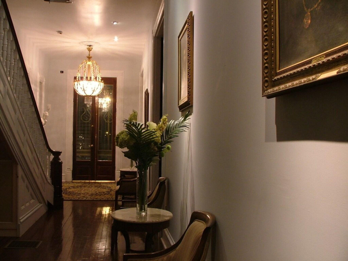 Public Area, Grand Center Inn, Saint Louis