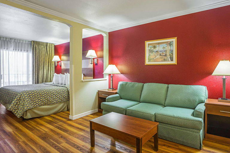 Public Area, Rodeway Inn & Suites Lake Havasu City, Mohave