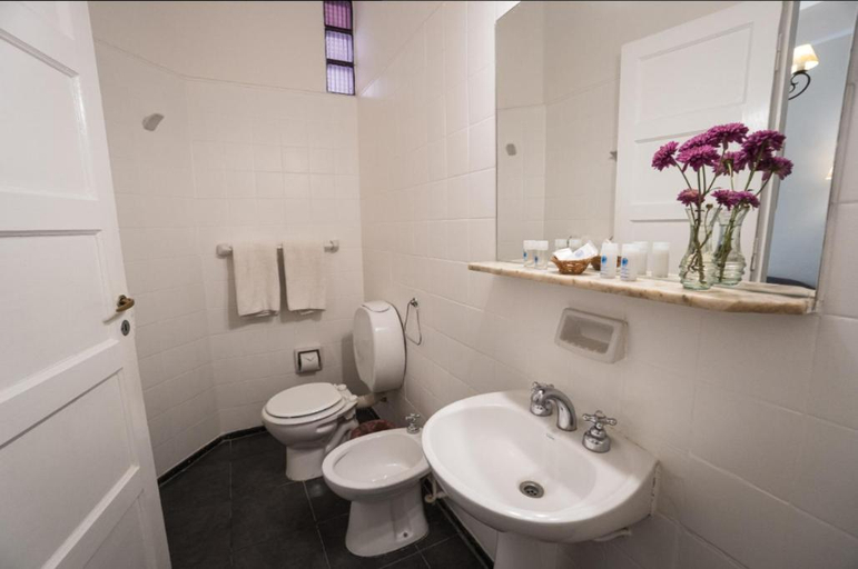 Bathroom 3, Hotel Colonial Salta, Capital