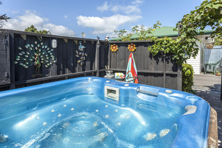Sport & Beauty 2, Coromandel Court Motel, Thames-Coromandel