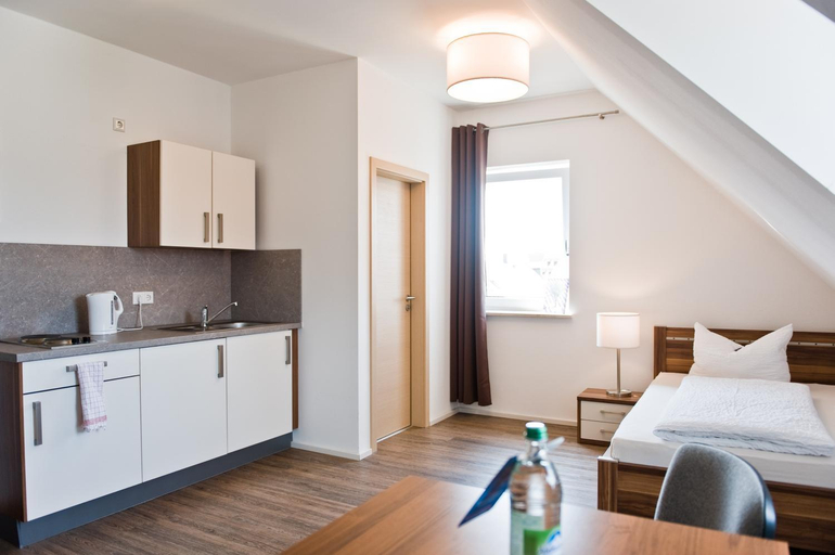 Bedroom 2, greenpartment Boardinghouse Neustadt, Kelheim
