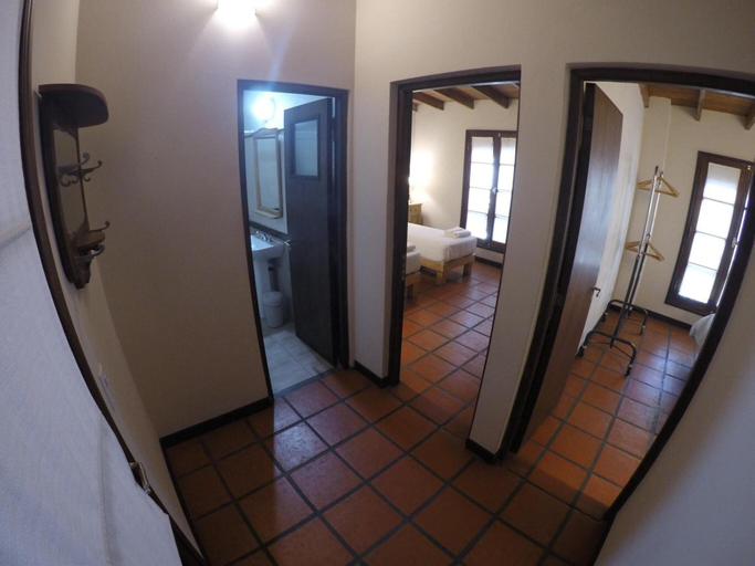 Bathroom, Posada Gotan, Distrito Federal