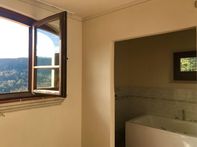 Bathroom 4, I Tre Baroni, Arezzo