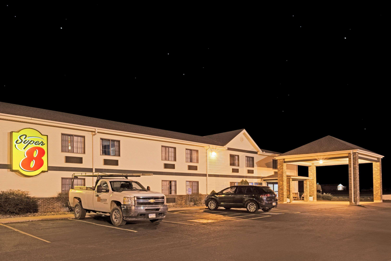 Exterior & Views 5, Super 8 by Wyndham Defiance, Defiance