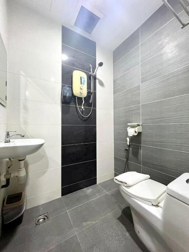 Bathroom, Hotel Ledang Utama, Johor Bahru