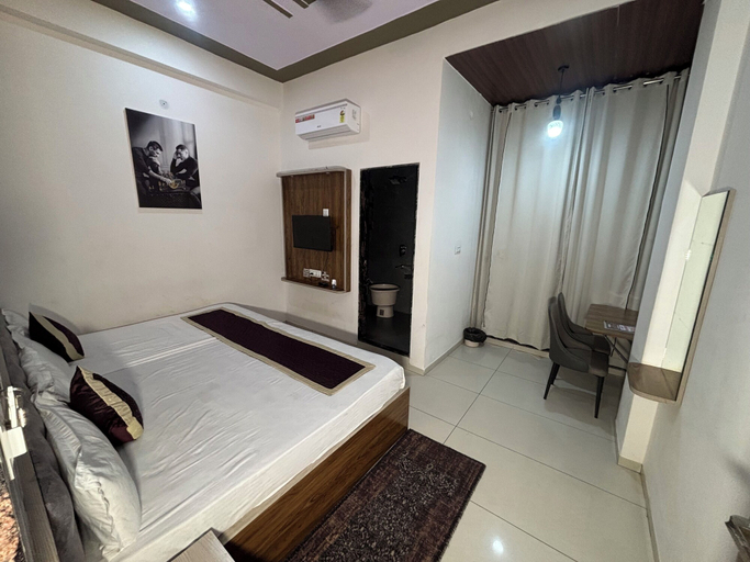 Bedroom 9