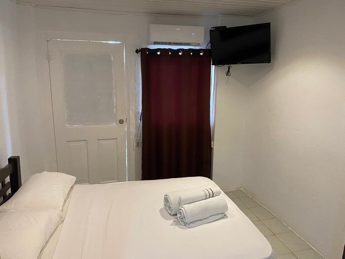 Bedroom 3, Hotel Cocotal, Portobelo