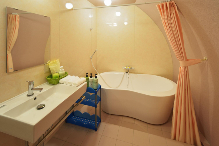 Bathroom 5, Aso Farm Land, Minamiaso