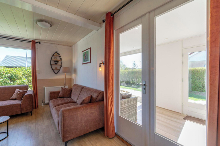 Others 4, Bungalow in Julianadorp near Sandy Beach, Den Helder