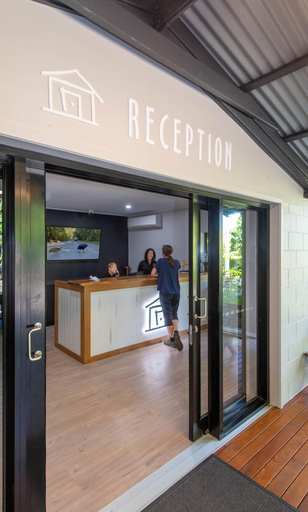 Public Area, Cape Tribulation Beach House, Douglas