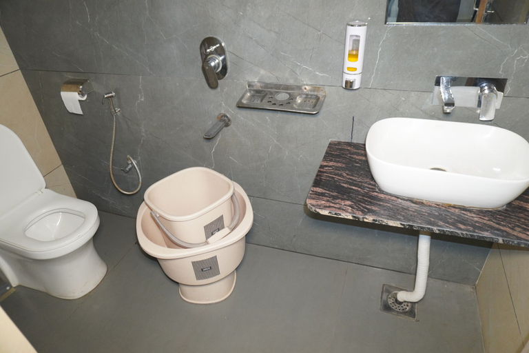Bathroom 3