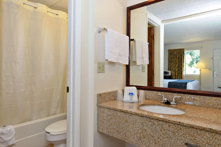 Bathroom 4, Americas Best Value Inn Bradenton Sarasota, Manatee