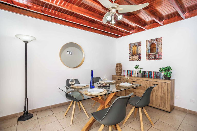 Others 4, Villa Emilia, Las Palmas