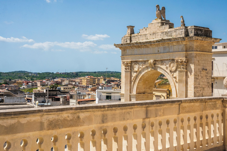 Exterior & Views 2, Noto Boutique Hotel, Syracuse