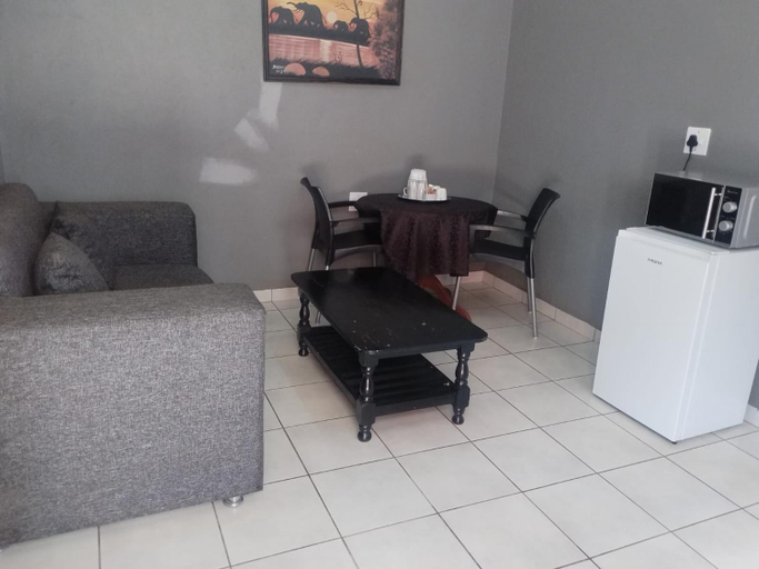 Others 3, Kgakgamela Road Lodge, Sekhukhune