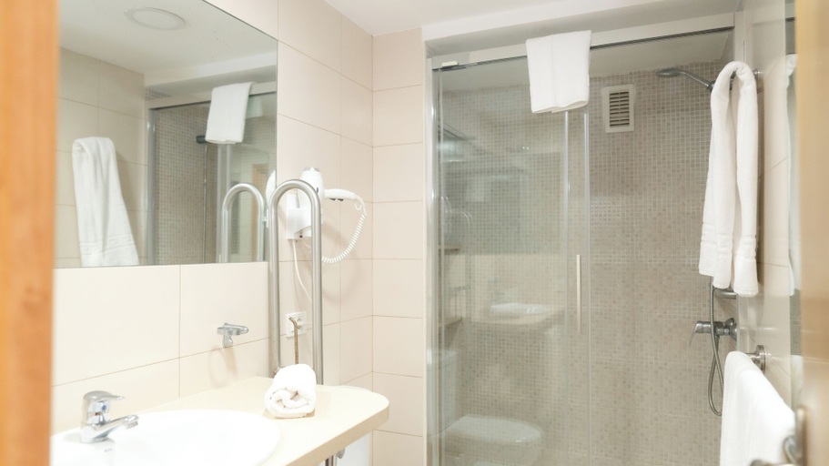 Bathroom 3, Las Gacelas Playa del Ingles, Las Palmas