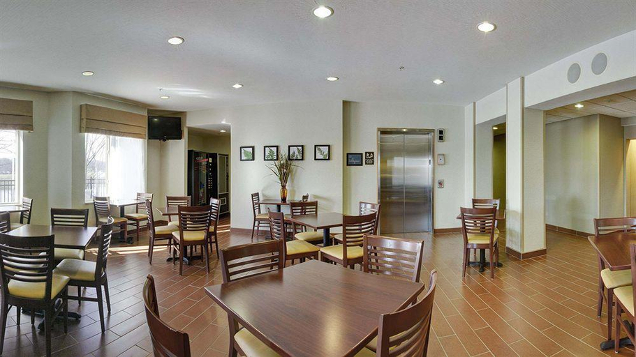Food & Drinks 5, Sleep Inn & Suites Lakeside, Bartholomew