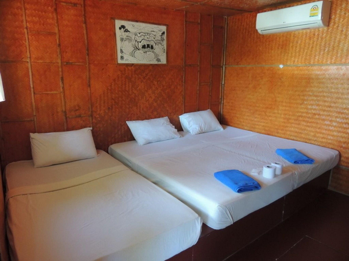 Bedroom 3, Phi Phi Banana Resort, Mueang Krabi